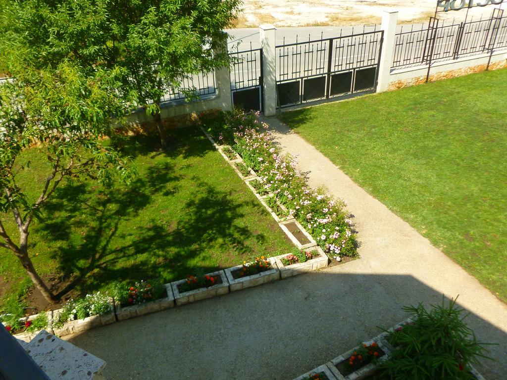 ApartHotel Prostor Cavarna Exterior foto